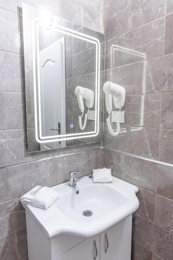 Apart-Hotel Prestige Ulcinj Exterior foto
